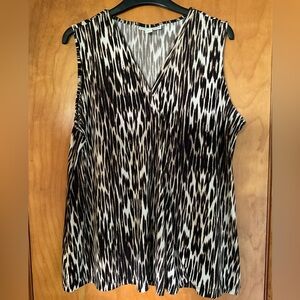 Dana Buchman Patterned Blouse